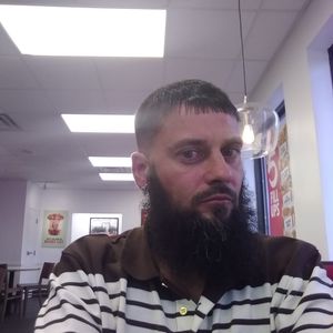 Meet your Posher, Wayne